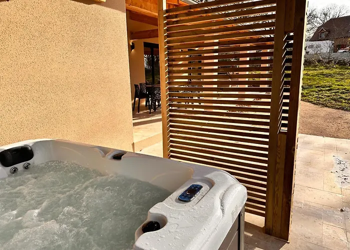 Du Point De Vue & Du Causse D'autoire *